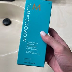 Brand new in box Moroccan oil treatment